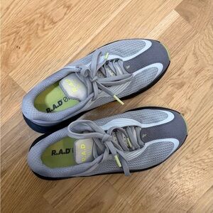 R.A.D Lifting Gray and White Shoe